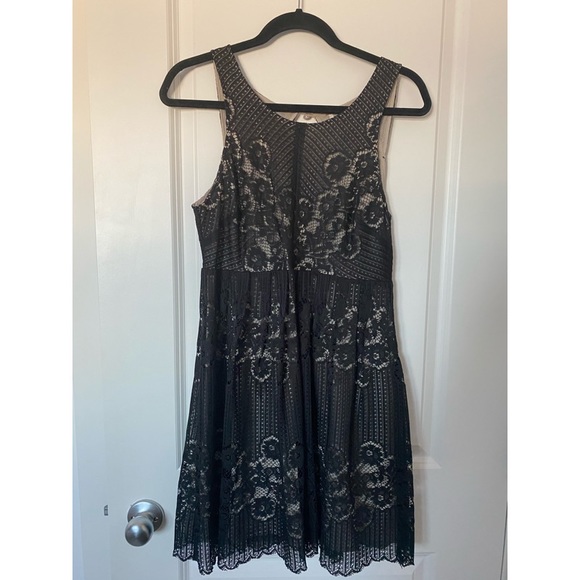 Free People Dresses & Skirts - Free People Lace Dress